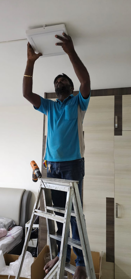 install light